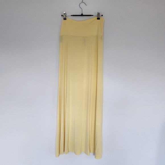 Sunny Butter Yellow Maxi Skirt Stretchy Soft Comfy Y2k Fold Over Waist Flowy M - Picture 1 of 8